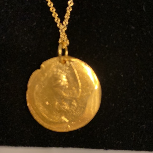 NIB never worn Alighieri crab zodiac Cancer gold necklace - Picture 4 of 4